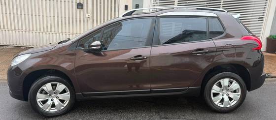 PEUGEOT 2008 1.6 16V FLEX ALLURE 4P AUTOMÁTICO